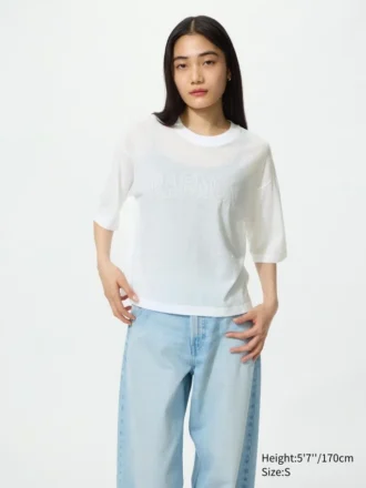 Babymonster UT Cropped Graphic T-shirt för dam | Sheer