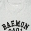 Babymonster UT kort T-shirt med tryck för damer | V-ringning Babymonster UT kort T-shirt med tryck för damer | V-ringning