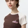 Grafiska T-shirtar för damer med glada karaktärer Grafiska T-shirtar för damer med glada karaktärer