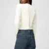 Höga jeans för damer med hög midjehöjd Höga jeans för damer med hög midjehöjd