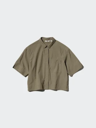 Kort, boxig skjorta i nylon för damer | Halvärmade ärmar
