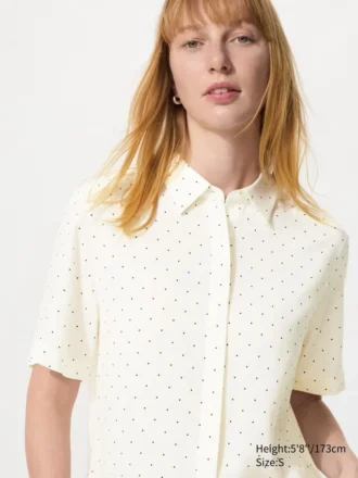 Kortärmad blusar i rayon för dam | Prickig