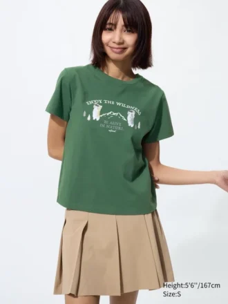 Mofusand Ut grafisk T-shirt för dam