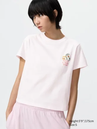 Mofusand Ut grafisk T-shirt för dam