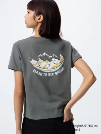 Mofusand Ut grafisk T-shirt för dam