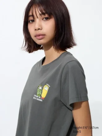 Mofusand Ut grafisk T-shirt för dam