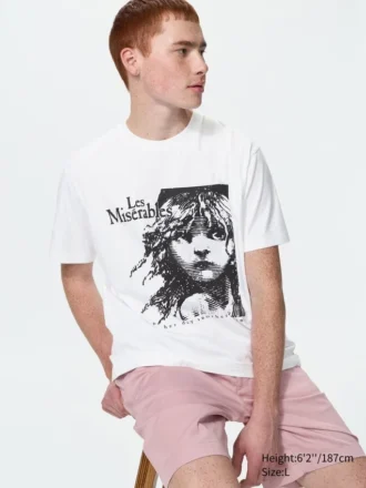 musikalikoner fr mn ut grafisk t shirt 1 2 330x440 - Musikalikoner f&ouml;r m&auml;n UT grafisk T-shirt