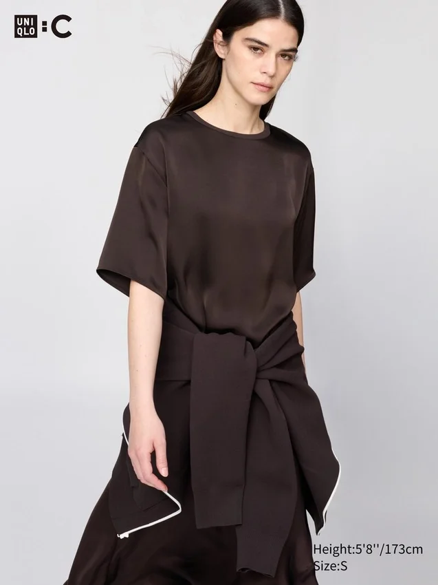 Oversized kort blusar i satin för dam | Halvärmade ärmar Oversized kort blusar i satin för dam | Halvärmade ärmar