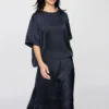 Oversized kort blusar i satin för dam | Halvärmade ärmar Oversized kort blusar i satin för dam | Halvärmade ärmar