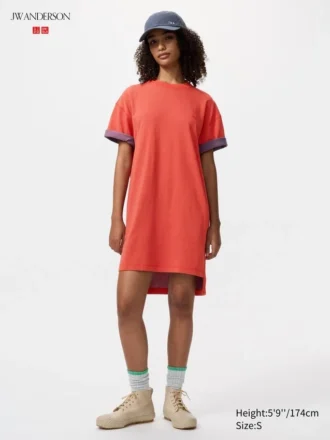 Oversized tvåfärgad T-shirtklänning för dam Oversized tvåfärgad T-shirtklänning för dam