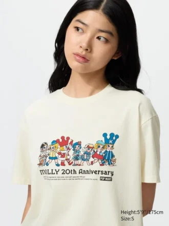 Pop Mart UT grafisk T-shirt för dam