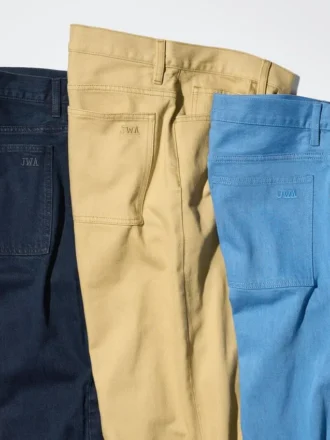 Raka färgade jeans i bred passform för herr