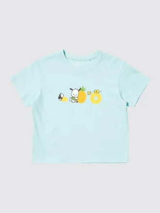 T-shirtar med Sanrio-figurer