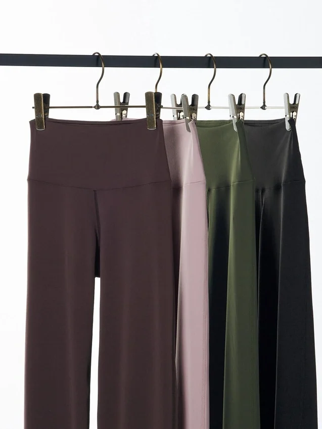 Ultra Stretch AIRism UV-skyddande flare-leggings för dam Ultra Stretch AIRism UV-skyddande flare-leggings för dam