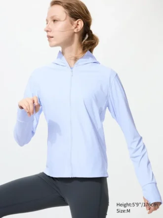 Ultra Stretch AIRism UV-skyddande luvtröja med hel dragkedja för dam Ultra Stretch AIRism UV-skyddande luvtröja med hel dragkedja för dam
