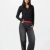 Ultra Stretch AIRism UV-skyddande luvtröja med hel dragkedja för dam Ultra Stretch AIRism UV-skyddande luvtröja med hel dragkedja för dam