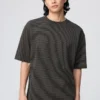 Unisex AIRism bomulls-T-shirt i oversized-modell med ränder Unisex AIRism bomulls-T-shirt i oversized-modell med ränder