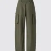Unisex-byxor med vid passform Unisex-byxor med vid passform