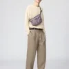 Unisex packbar crossbody-väska med fickor