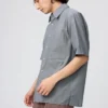 Unisex-skjorta i boxig modell | Med korta ärmar Unisex-skjorta i boxig modell | Med korta ärmar