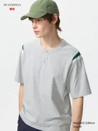 Unisex-t-shirtar med henleykrage
