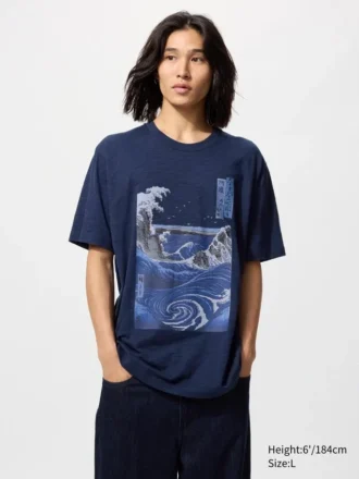 Unisex Ukiyo-E Blue UT grafisk T-shirt